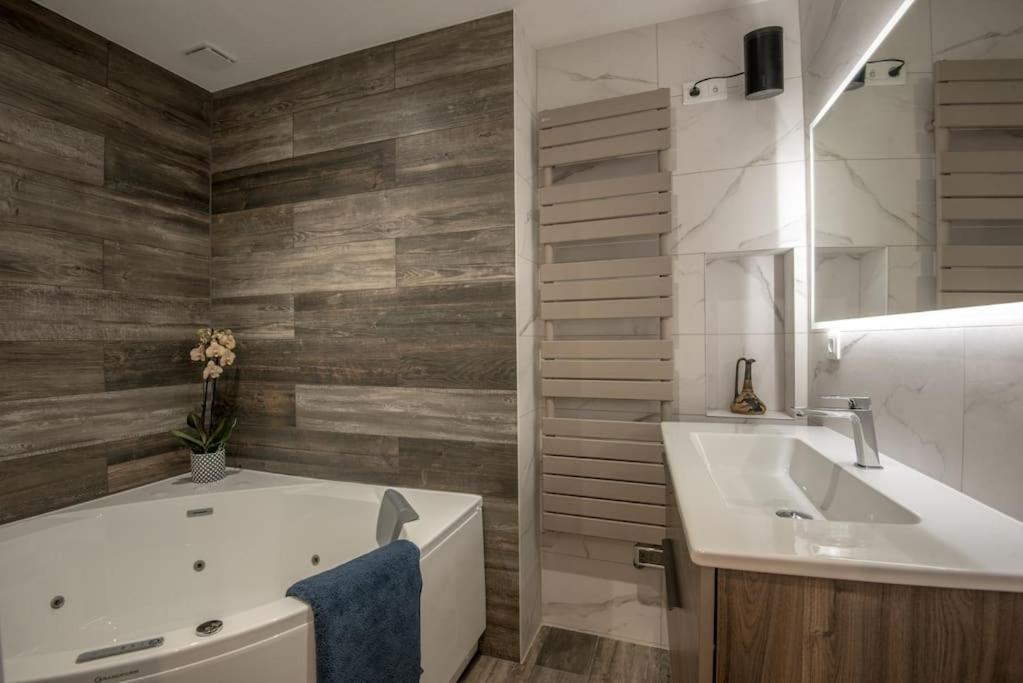 L'Escapade Apartamento Angers Exterior foto